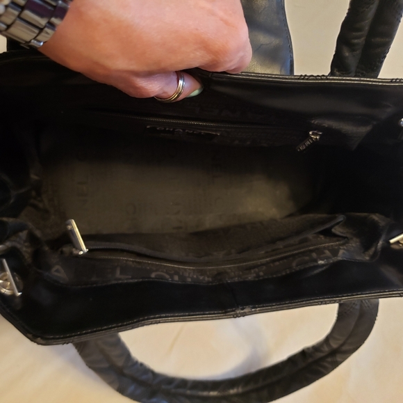 CHANEL😍🥰 - Picture 11 of 11